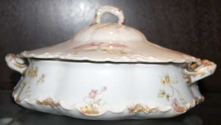 Schleiger 221b Round Covered Vegetable