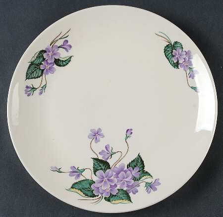 W152 Luncheon Plate