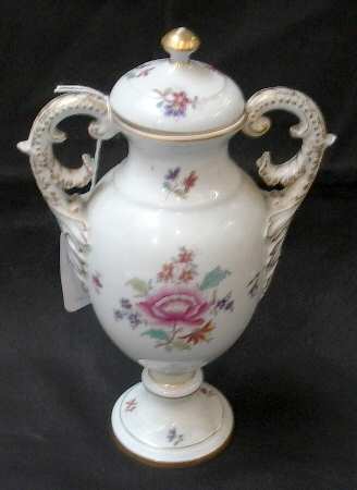 HER12 Footed Urn with Lid