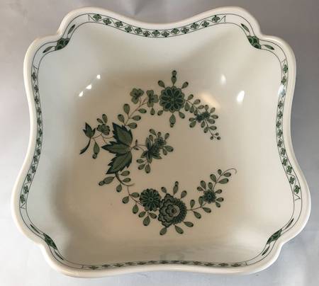 Schlossgarten 8" Square Vegetable Bowl