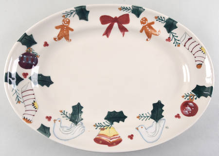 Christmas Traditions 17" Oval Serving Platter