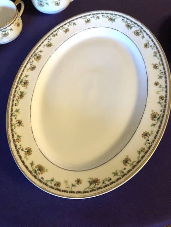 Schleiger 105a 13" Oval Serving Platter