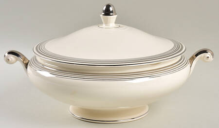 N1539 Round Covered Vegetable