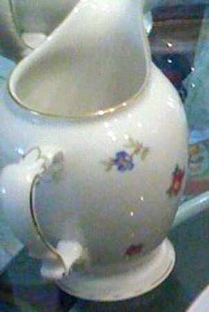 HC523 Creamer