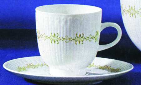 Piaster Flat Cup & Saucer Set