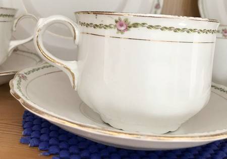 H106 Flat Cup & Saucer Set