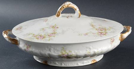 Schleiger 149-7 Oval Covered Vegetable