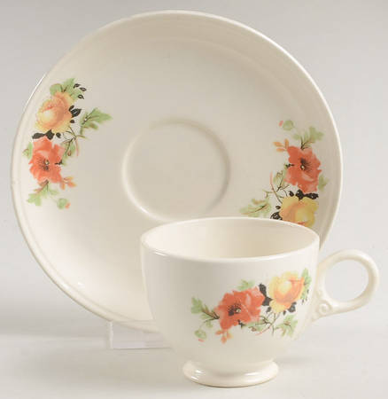 HLC907 Footed Demitasse Cup & Saucer Set