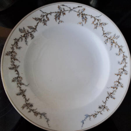 H742 Large Rim Soup Bowl
