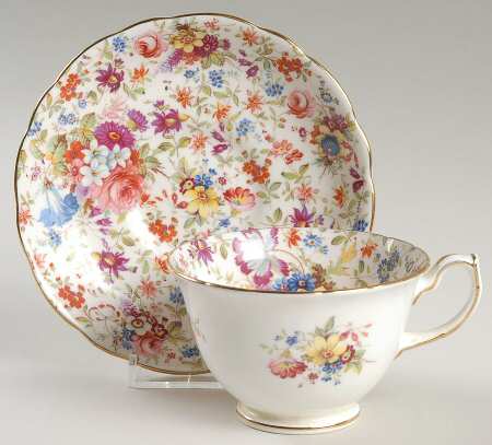 3257 Footed Cup & Saucer Set