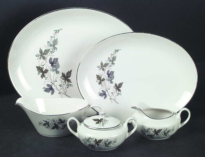 Moselle (Triumph Shape) 11" Oval Serving Platter