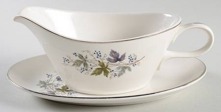 Moselle (Triumph Shape) Gravy Boat & Underplate/Relish