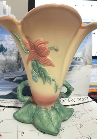 Woodland Yellow Pink (Glossy) 8" Handled Vase