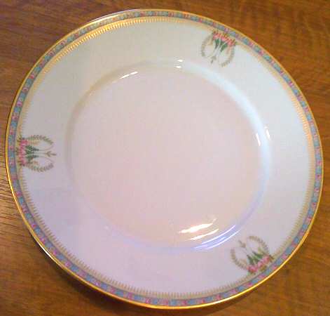 HUT655 Dinner Plate