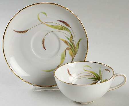 Plantain Flat Cup & Saucer Set