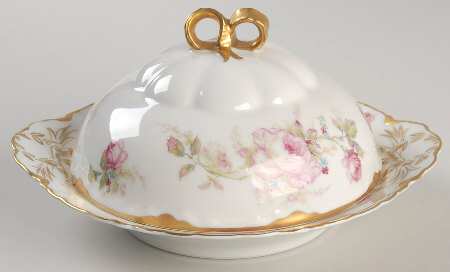 Schleiger 257C Round Covered Butter with Strainer