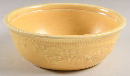 Oven Serve Yellow 8" Round Vegetable Bowl