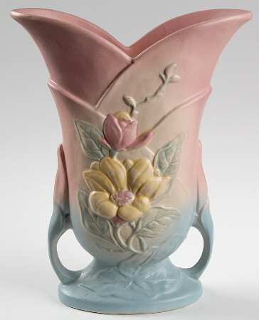 Magnolia (Matte) 10" Vase