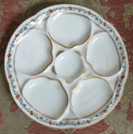 H799 Oyster Plate