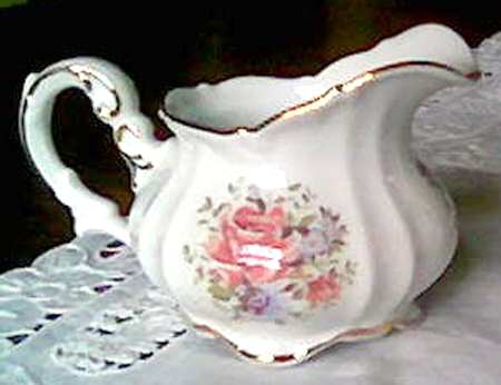 HEJ34 Creamer