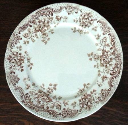 Maine Brown Luncheon Plate