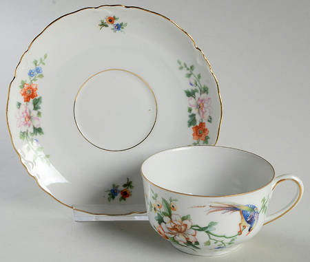 HC542 Flat Cup & Saucer Set
