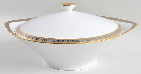 403895 Round Covered Vegetable