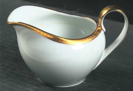 02397 Creamer