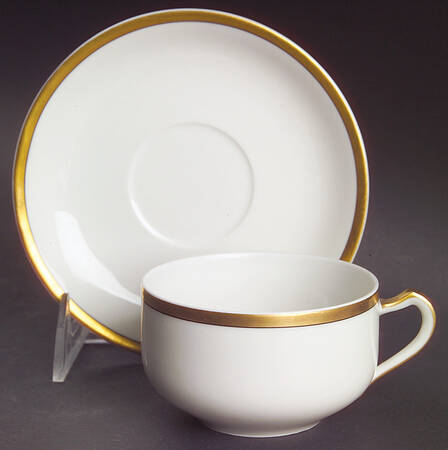 H873 Flat Cup & Saucer Set