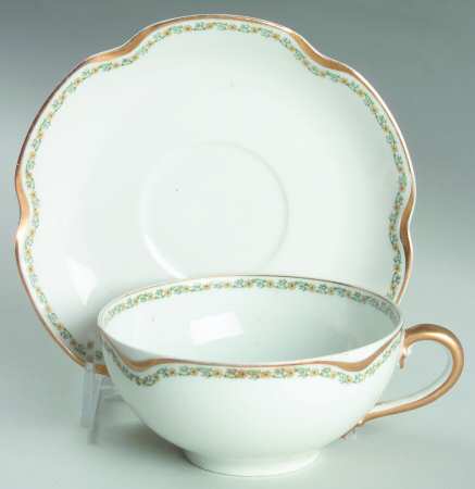 Schleiger 559 Flat Cup & Saucer Set