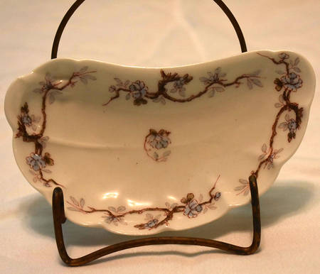 Schleiger 243-1 Bone Dish