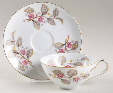 Andrea Flat Cup & Saucer Set