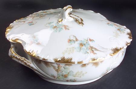 Schleiger 54-8 Oval Covered Vegetable