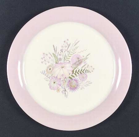 Belles Fleurs by Homer Laughlin 