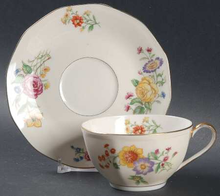 Glendale Flat Cup & Saucer Set