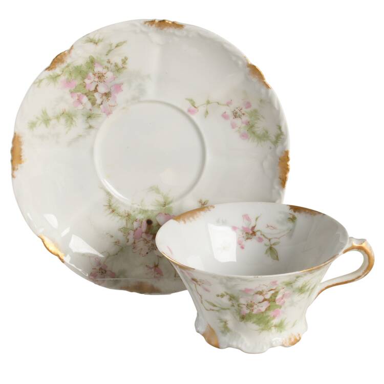 Schleiger 146G Flat Cup & Saucer Set