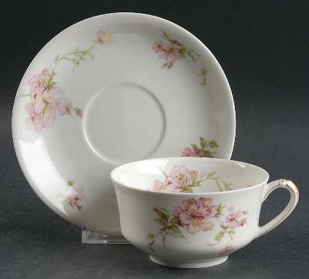 Schleiger 59e Flat Cup & Saucer Set