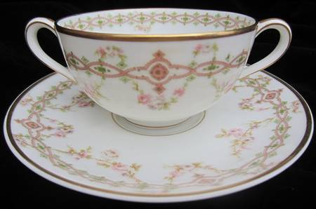 H985 Footed Bouillon Cup & Saucer