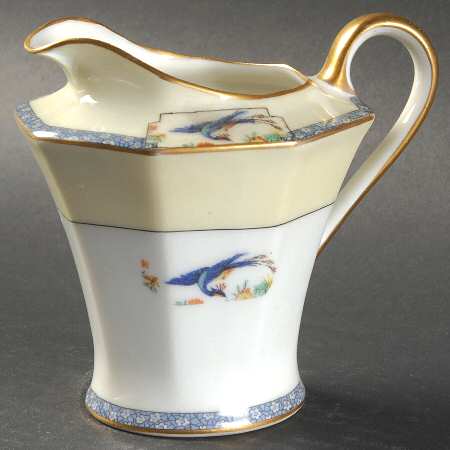 Calcutta (Cream Rim) Creamer