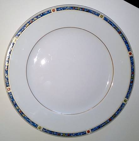 Chatelaine Blue Dessert Luncheon Plate