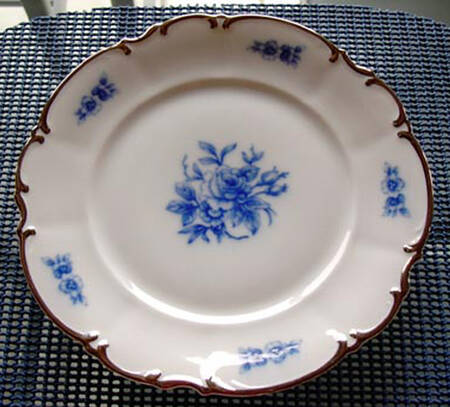 HUT729 Dinner Plate