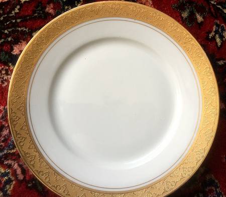 HUT733 Salad Plate
