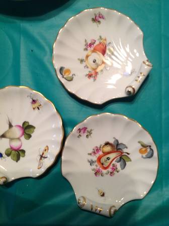 Fruit & Flowers 4" Shell Shaped Dish