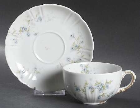 Schleiger 150-4 Flat Cup & Saucer Set