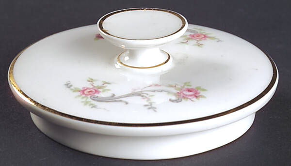 8159 (Favorit) Lid for Teapot