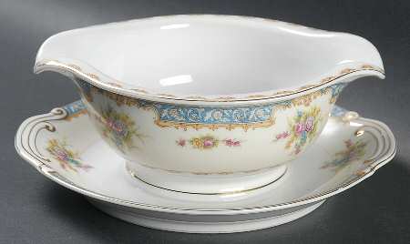 HIN14 Gravy Boat with Attached Underplate