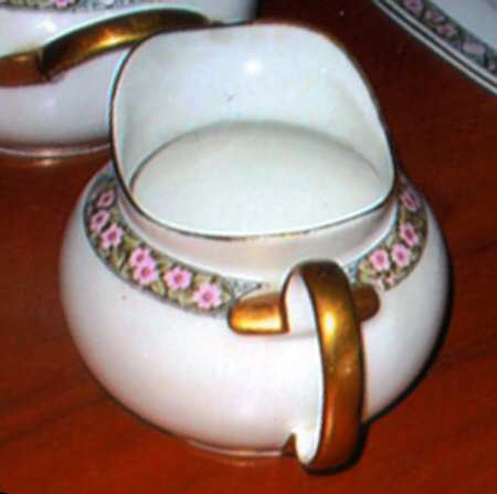 HUT765 Creamer