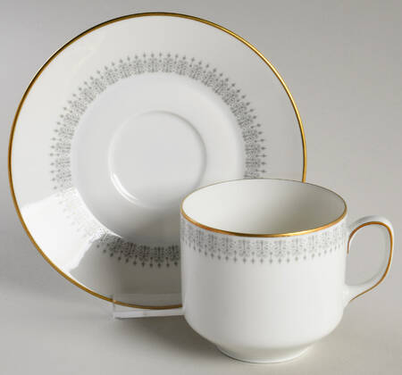 05165 Flat Cup & Saucer Set