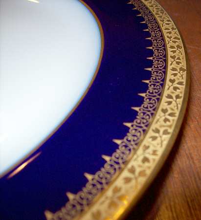 HUT769 Dinner Plate
