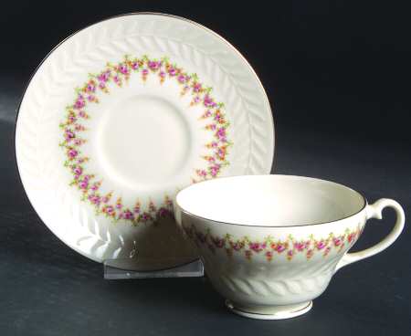 Ashley (Greylock Shape) Footed Cup & Saucer Set